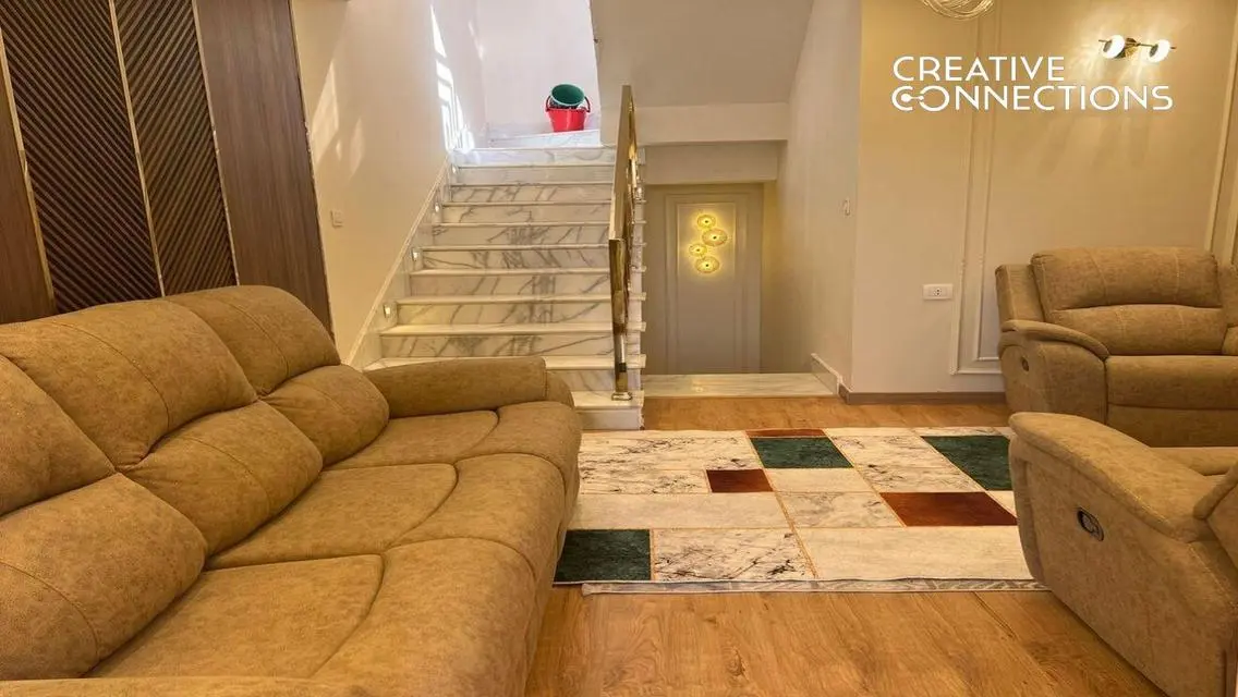 Villa for sale in Madinaty at a bargain price, ult