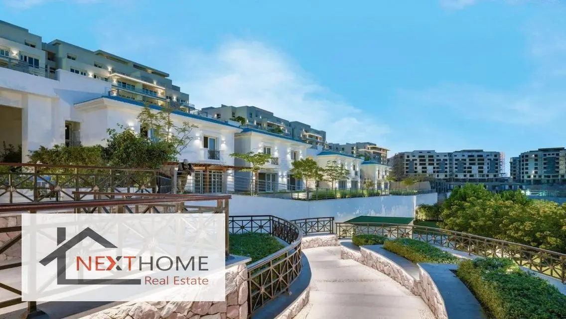 Luxurious Apartment Mountain view icity New Cairo