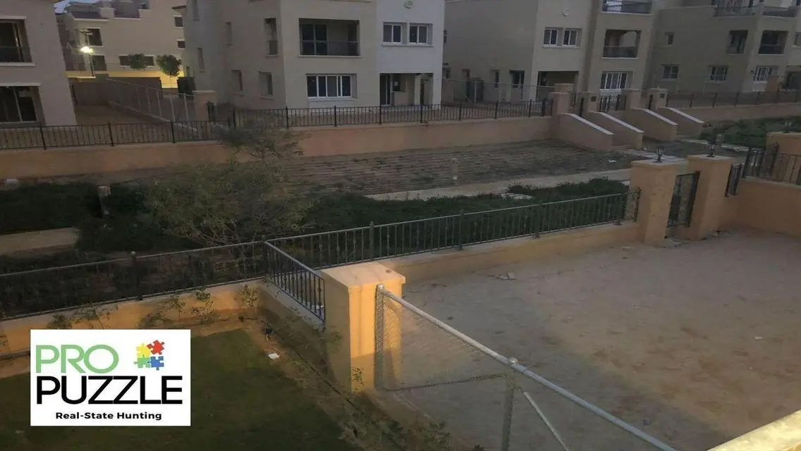 تاون هاوس للإيجار في ميفيدا