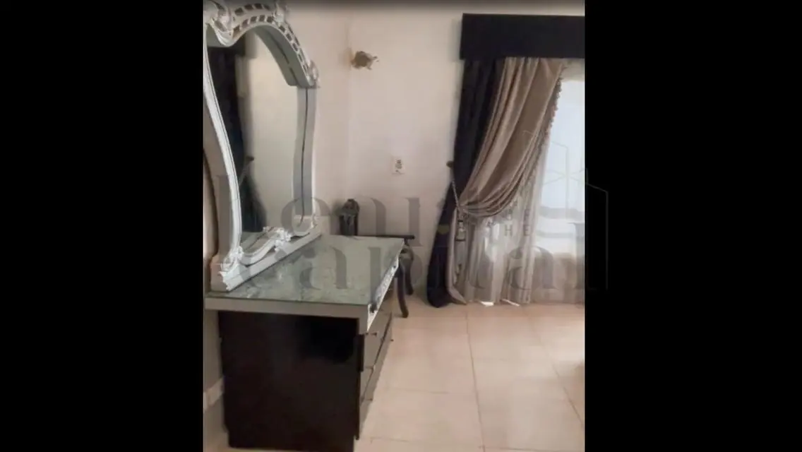 شقة فاخرة بتصميم مميز مع إطلالة على البحيرات
