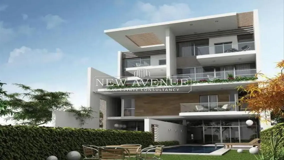 Apartment Very prime Location with club view