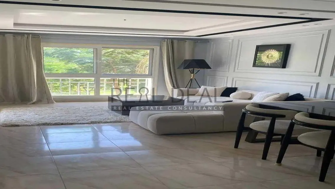 لسرعه البيع فورا ف التجمع فيلا stone park متاح قسط