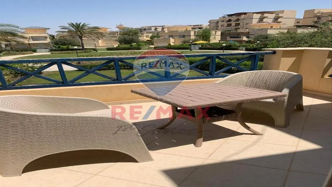 فيلا مفروشة و مجهزة للبيع في ستيلا سيدي عبد الرحمن