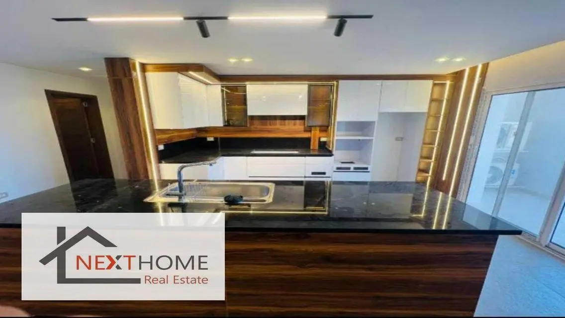 Luxury Hyde Park Apartment Rent First Use Park