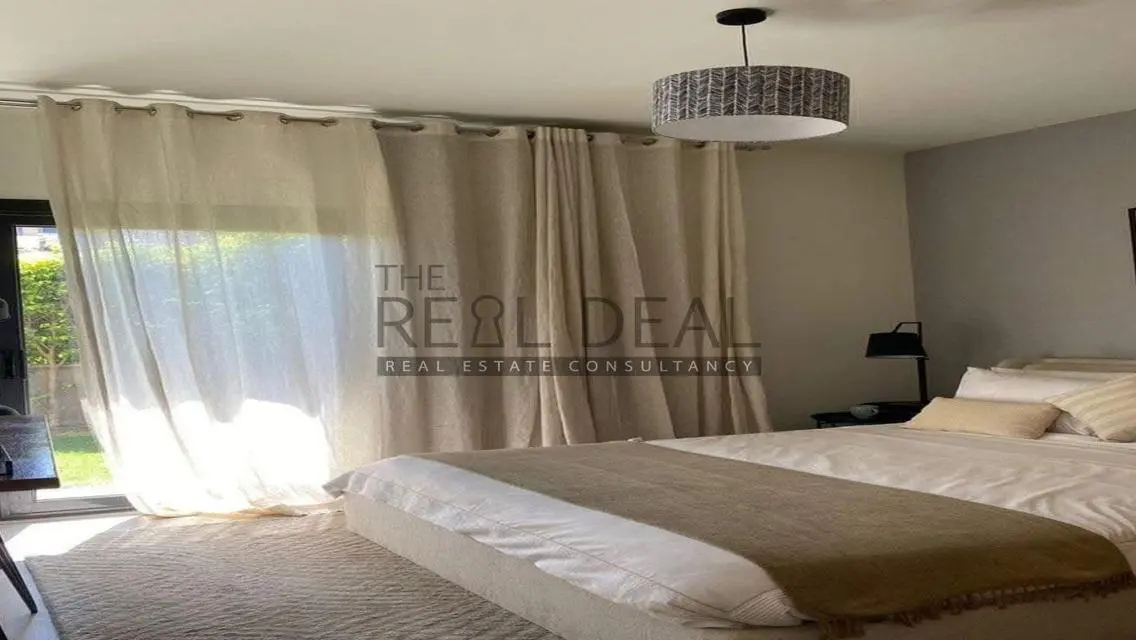 5 bedroom townhouse ready for occupancy 5year inst