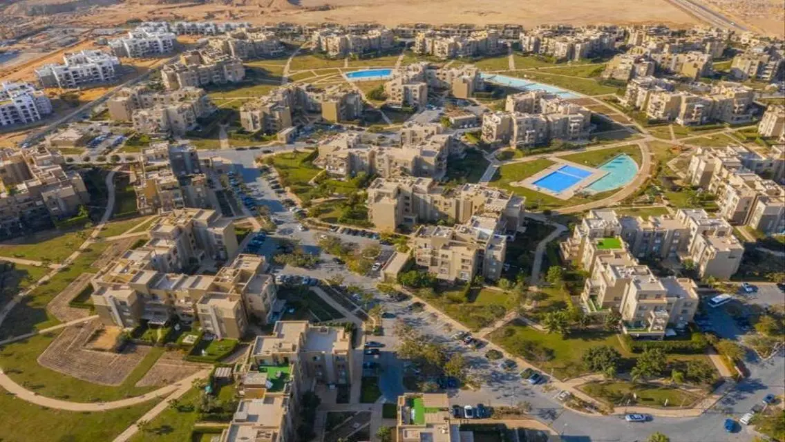 شقة بجاردن في بالم باركس متشطب بالكامل بسعر مميز