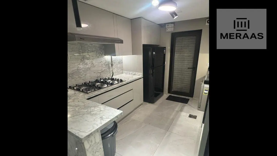 شقة ب lakeviewresidence للايجار بسعر هايل
