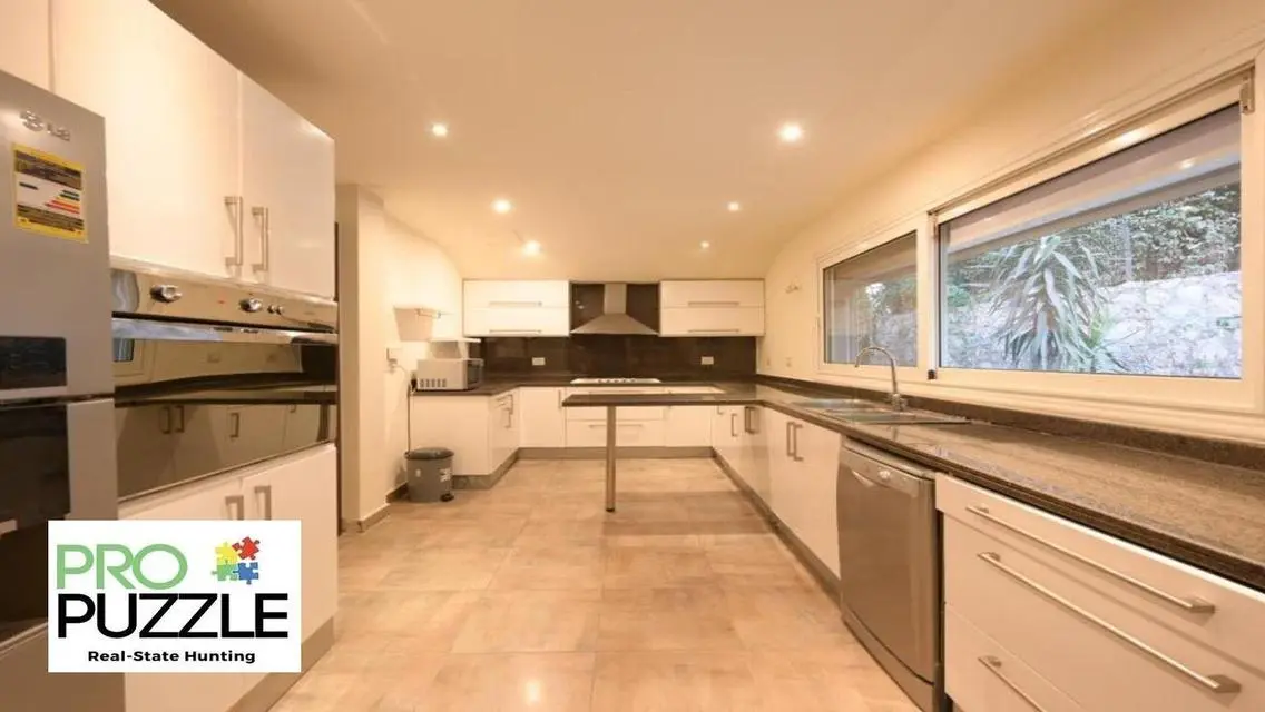Twin house furnished in Gezeira compound for rent