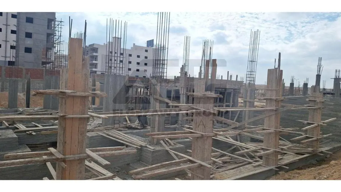شقه في بيت وطن نساحة كبيرة مقدم بسيط وتقسيط مميز