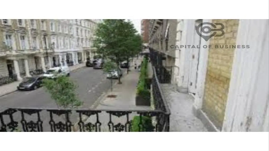 Townhouse for sale in best location of Hyde Park