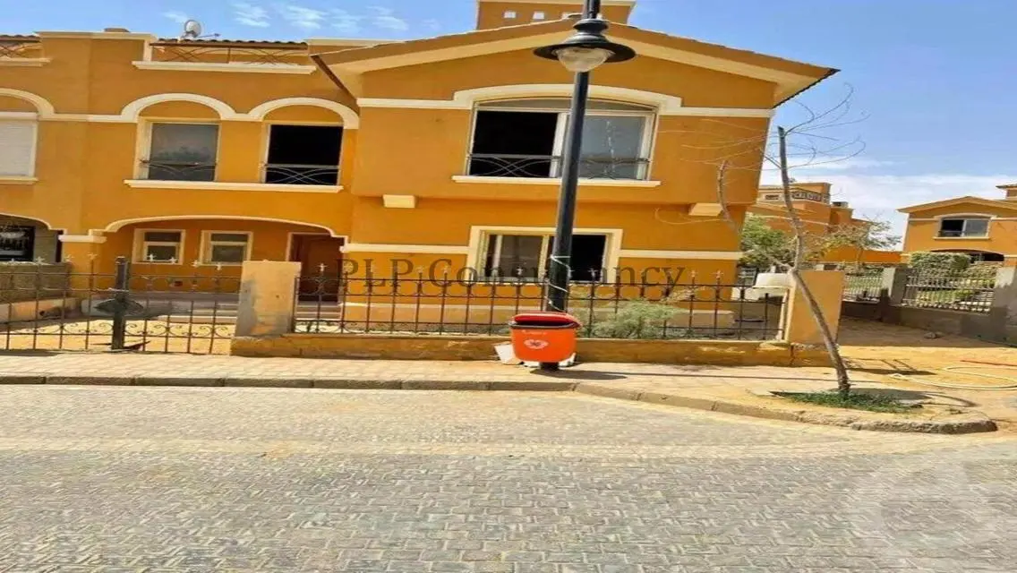 فيلا للبيع فى جراند ريزدينس متشطبه ريسيل بحرى