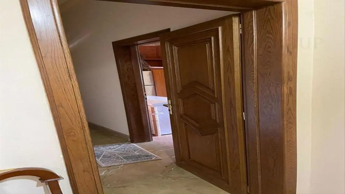 Palace for sale, ultra super deluxe finishing