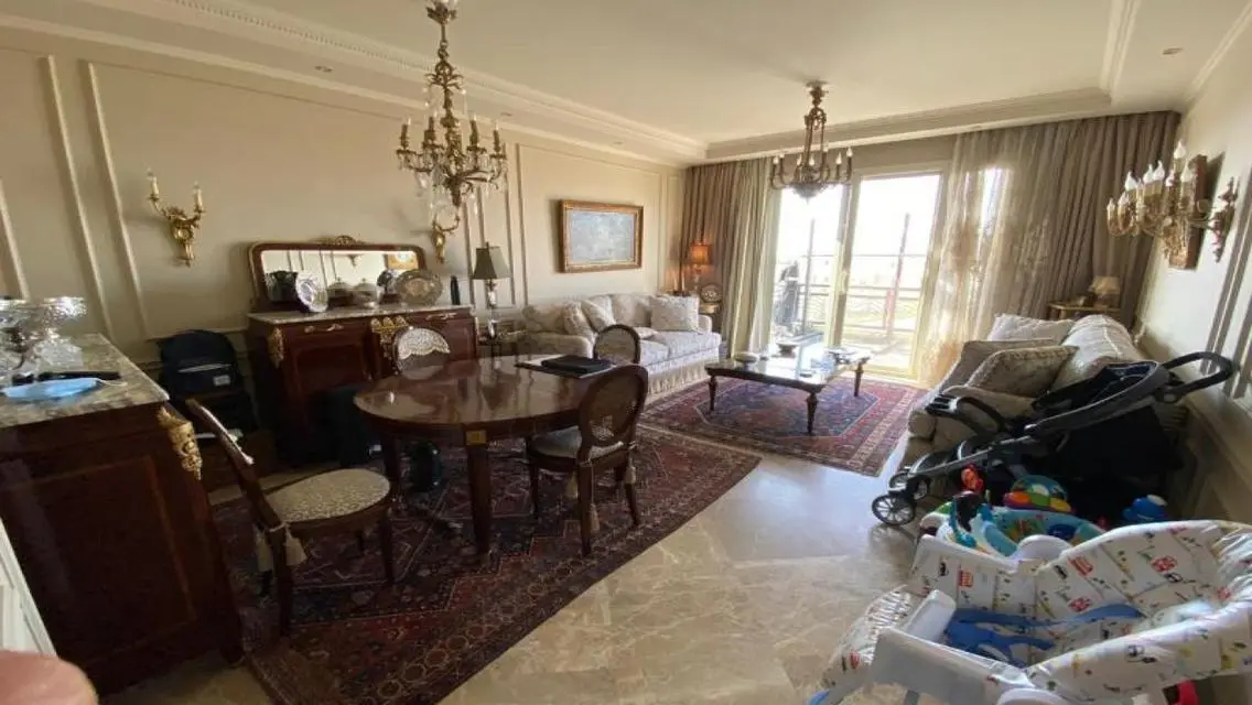 very luxury finishing apartment foe rent 