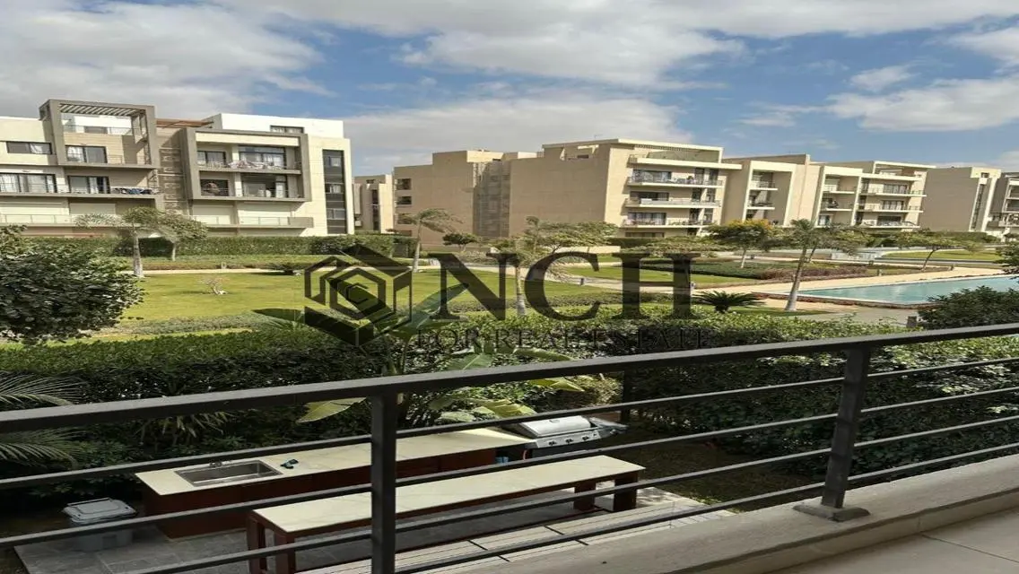 APT,RENT- 205 SQM-Kitchen and ACs - Fifth Square