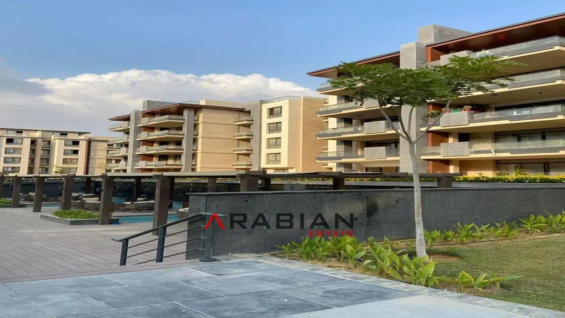 rtm apt 140m next to auc inst 5 years