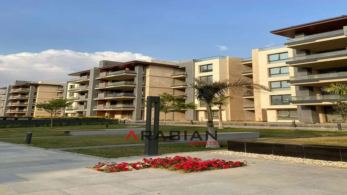 rtm apt 140m next to auc inst 5 years