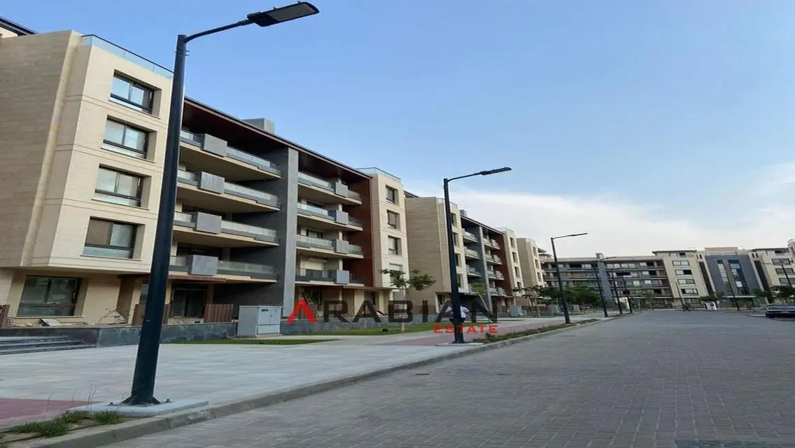 rtm apt 140m next to auc inst 5 years