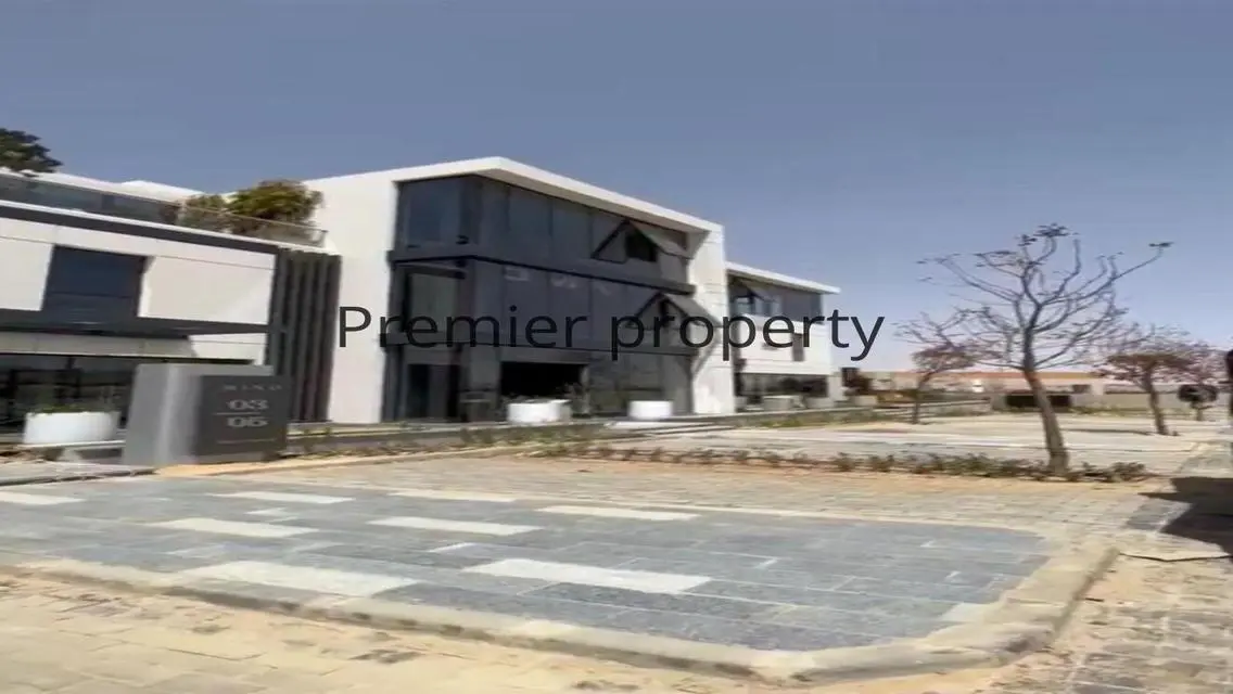 Premium Administrative Office in Heart Work