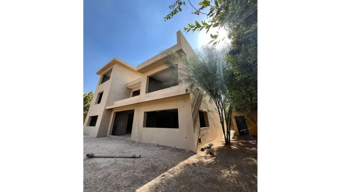 Villa for sale in Tara, Sheikh Zayed Compounds