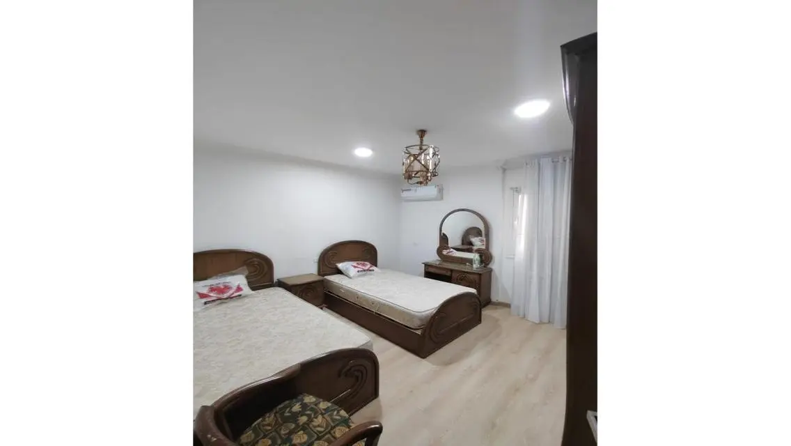 3 bedroom fully furnished apartment in The Square