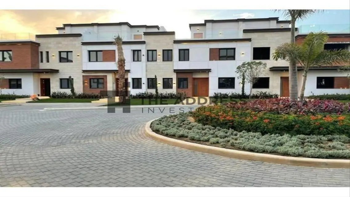 Pirme Location Villas with installments up to 10y
