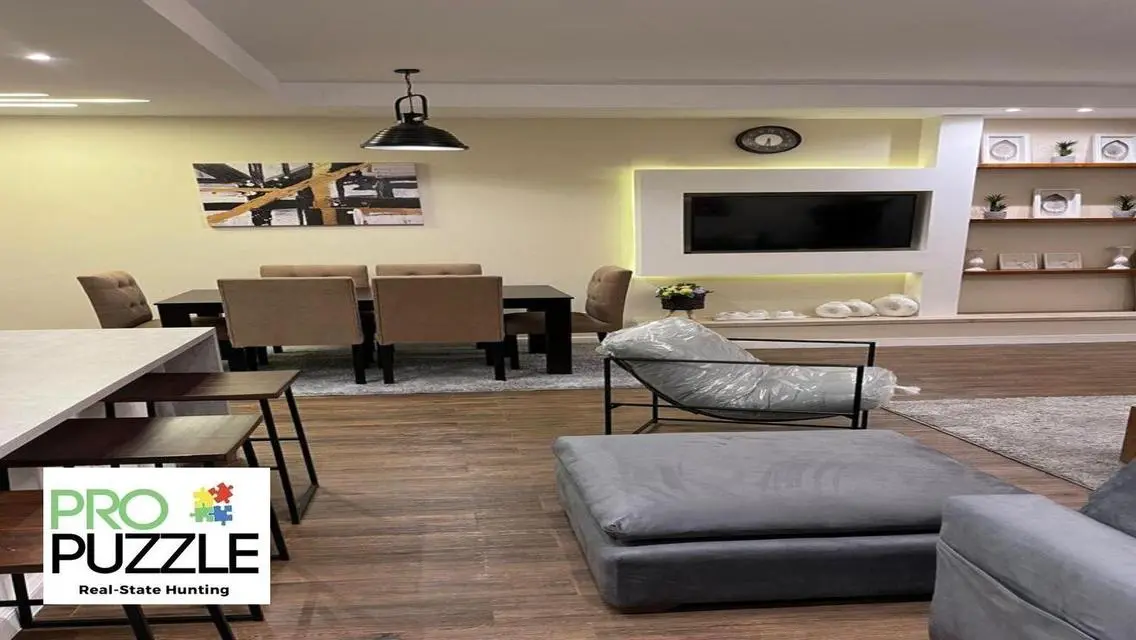 Apartment for Rent in Lake View