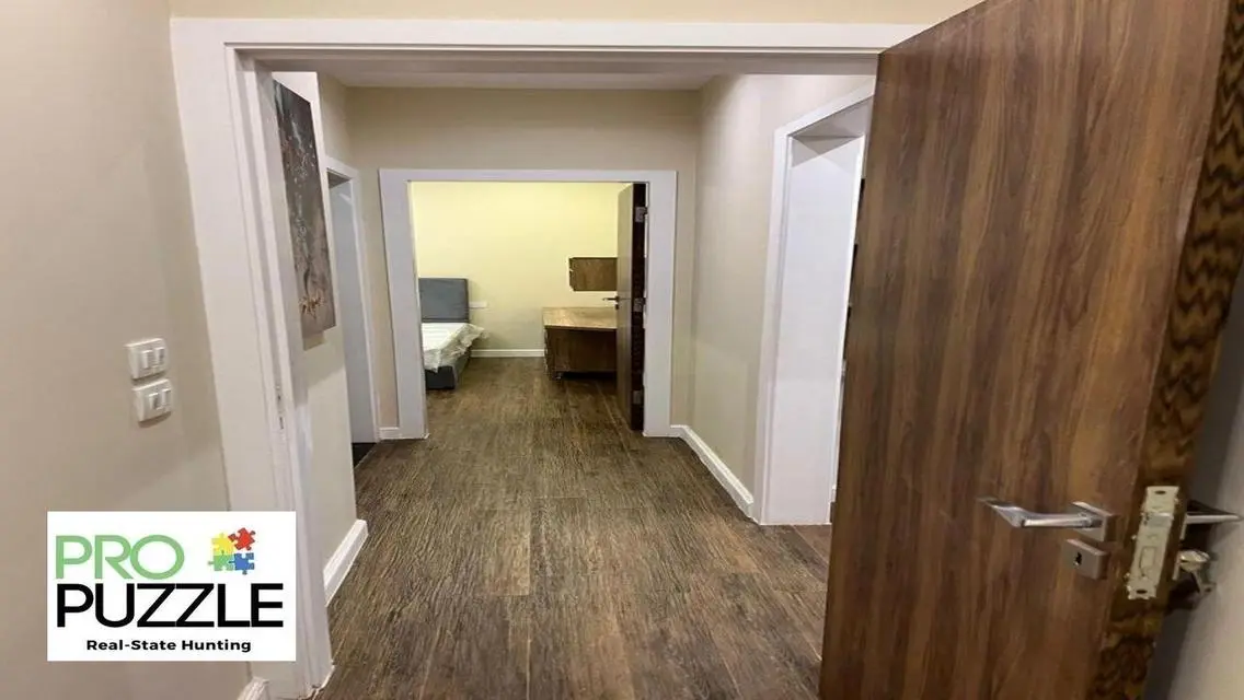Apartment for Rent in Lake View
