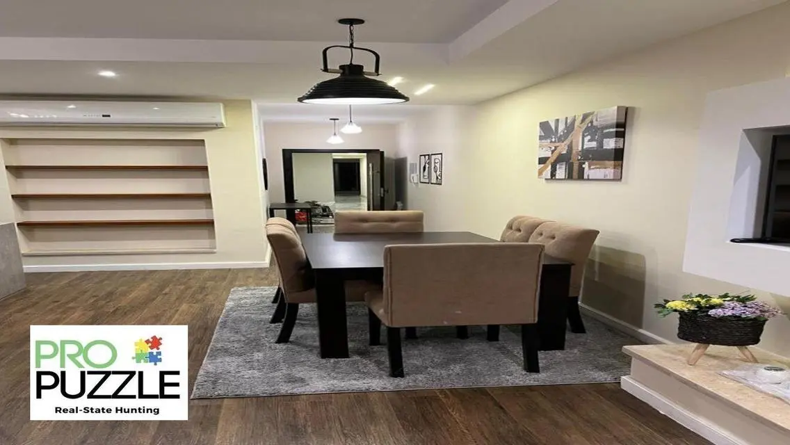 Apartment for Rent in Lake View