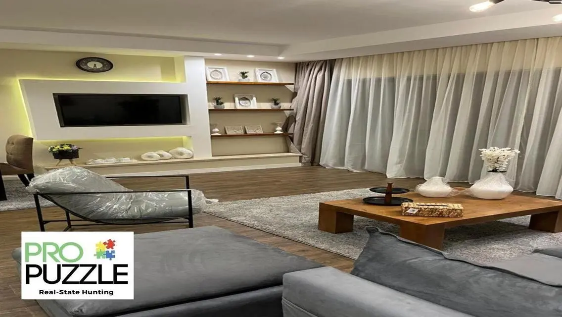 Apartment for Rent in Lake View