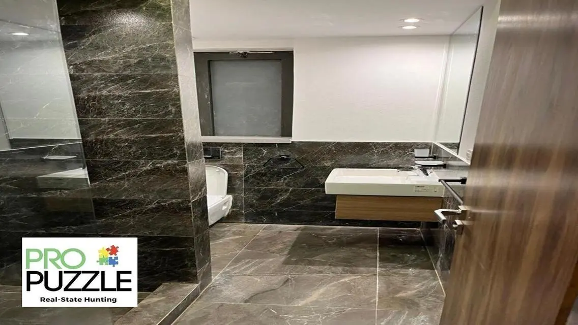 Apartment for Rent in Lake View
