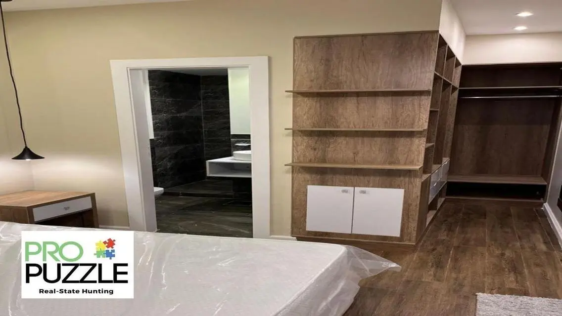 Apartment for Rent in Lake View