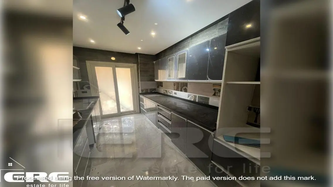 Fully furnished apartment in Stone Residence Comp
