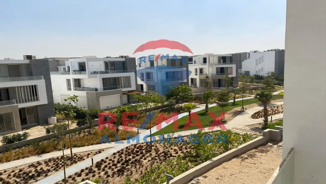 3-Bedroom Apartment with Garden -Market price-RTM