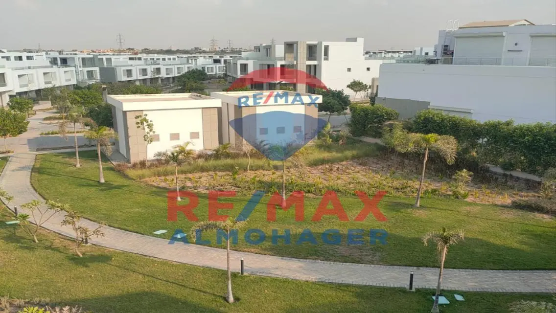 3-Bedroom Apartment with Garden -Market price-RTM