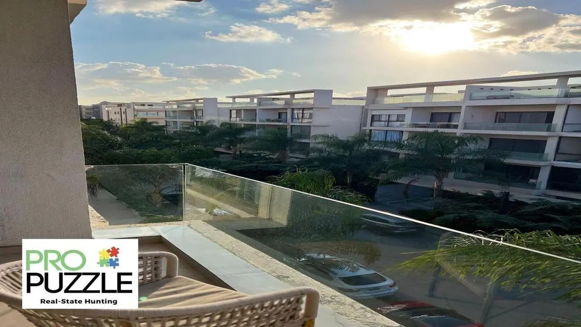 Apartment for Rent in Lake View - Lakefront View