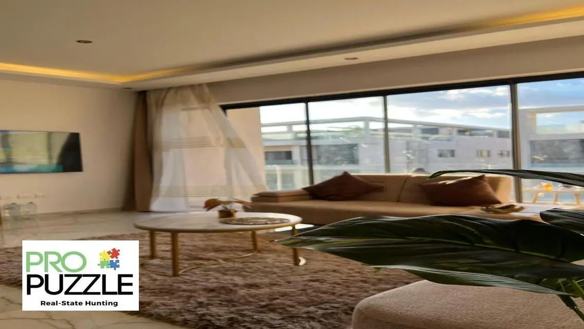 Apartment for Rent in Lake View - Lakefront View