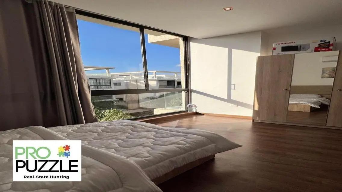 Apartment for Rent in Lake View - Lakefront View