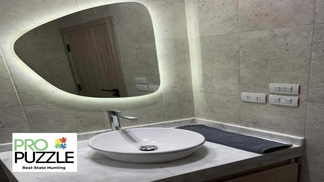 بنتهاوس للإيجار في Lake View Residence