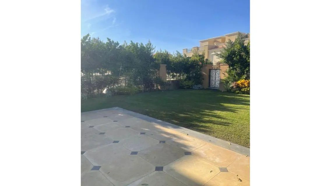 Twin with swimming pool special finishing Mivida