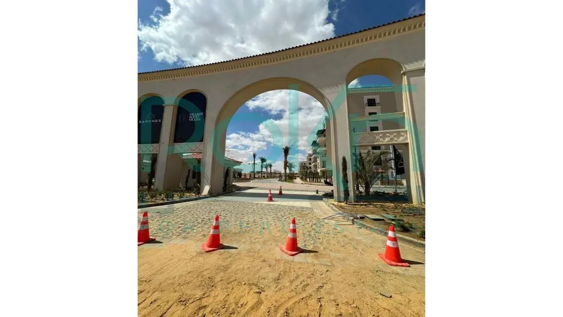 فيلا للبيع في فيليدج ويست جاهزة للسكن