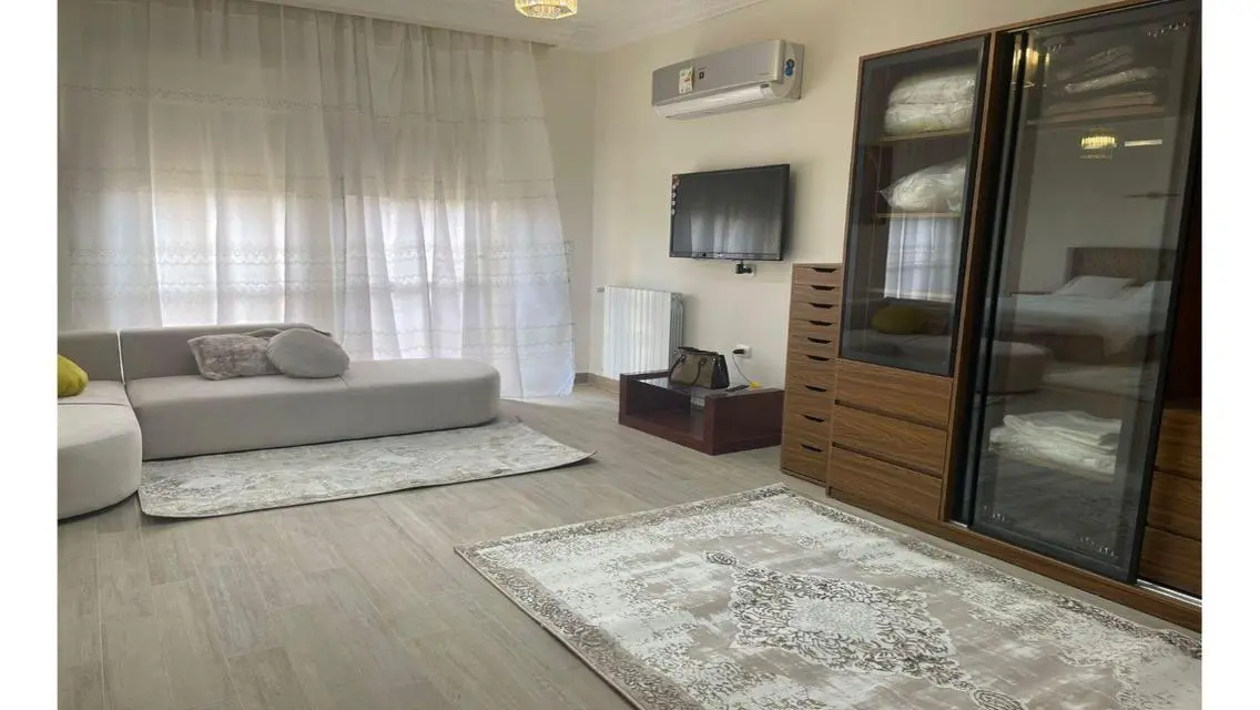 Fully furnished villa with pool view Patio Oro