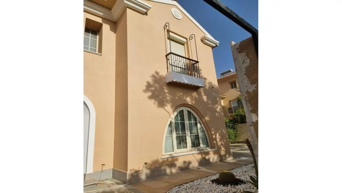 فيلا 602م مطبخ وتكيفات اول سكن كمبوند هايد بارك
