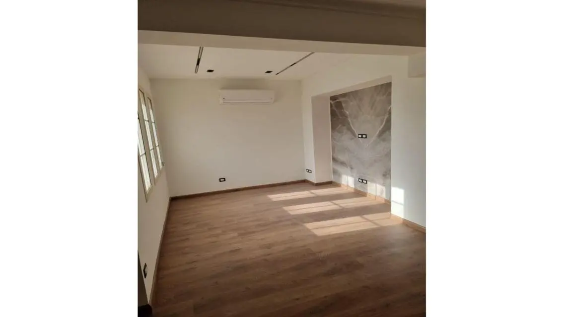 فيلا 602م مطبخ وتكيفات اول سكن كمبوند هايد بارك