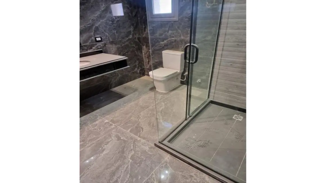 فيلا 602م مطبخ وتكيفات اول سكن كمبوند هايد بارك