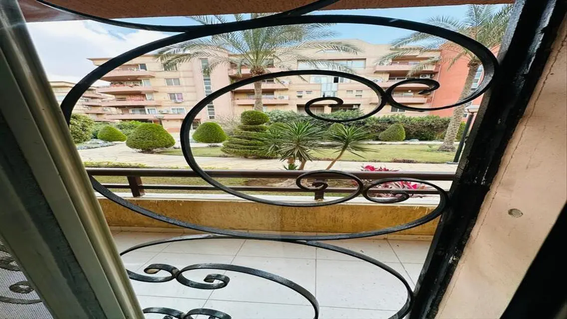 Apartment with private garden for rent in the best