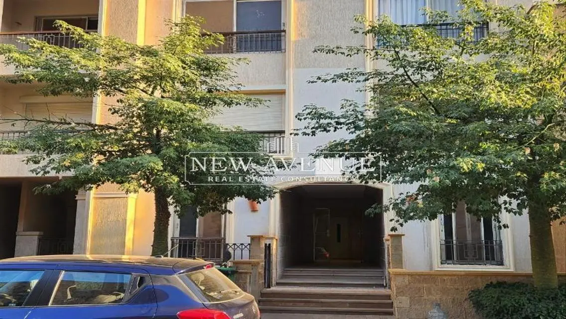 Apartment for immediate receipt on the second floor