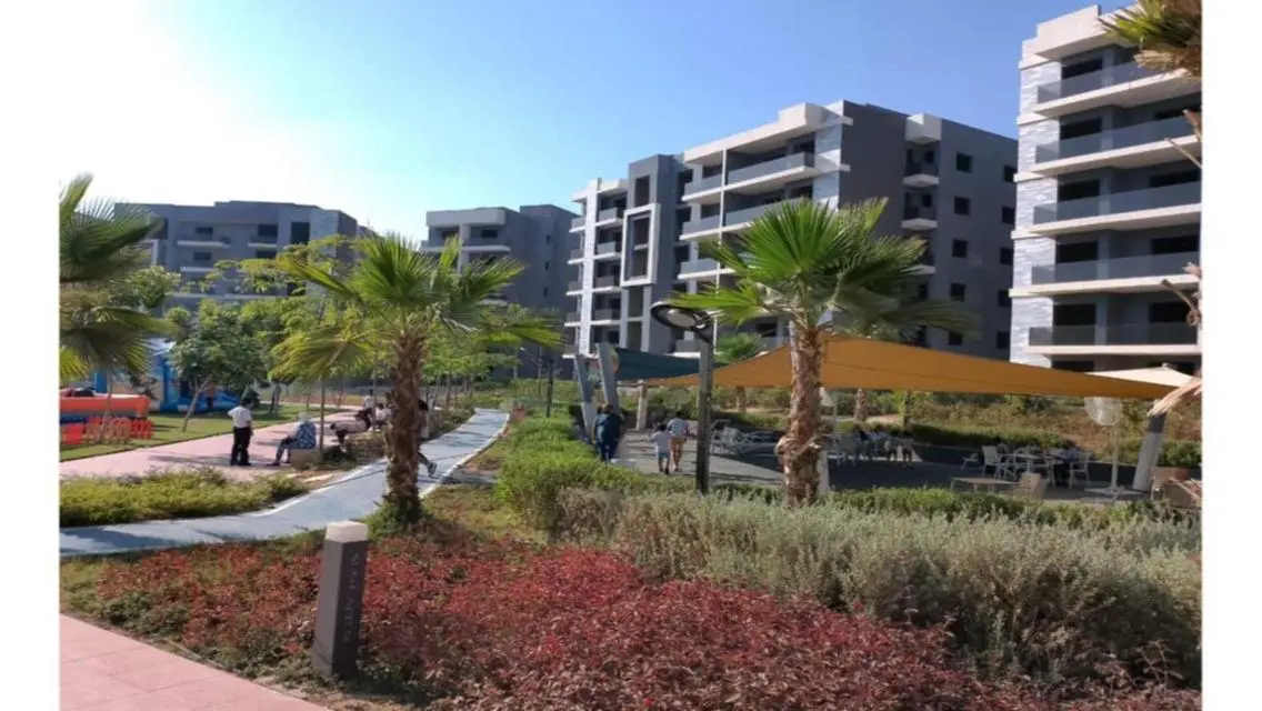 شقة  سكنيه فاخره باكتوبر بكمبوند صن كابيتال *موقع