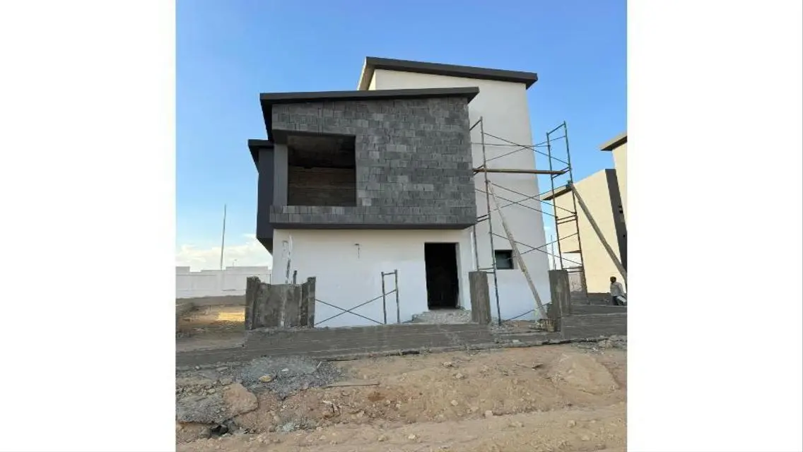 Prime Location Twin House for sale at Creek Town