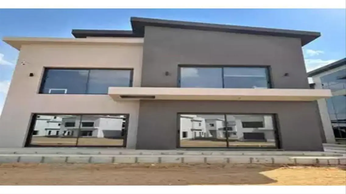 Prime Location Twin House for sale at Creek Town