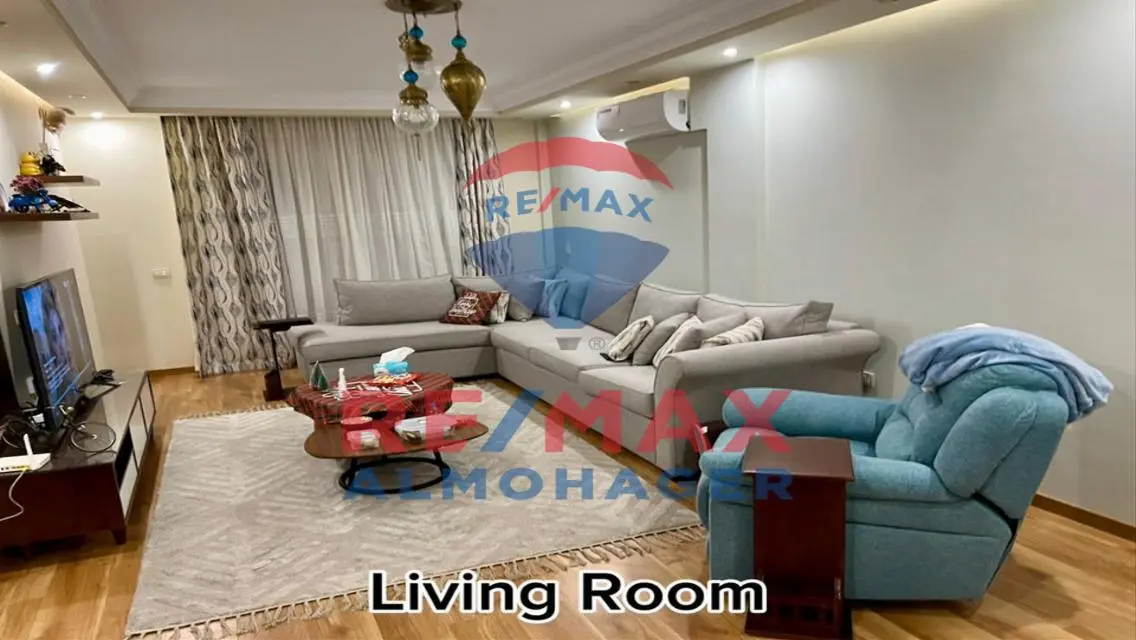 للايجار استاند الون فيلا بحديقه خاصه + أجهزه مطبخ